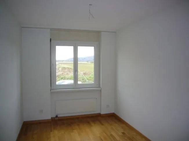 4.5 Zimmer Wohnung in Studen BE – Foto 6 von 8