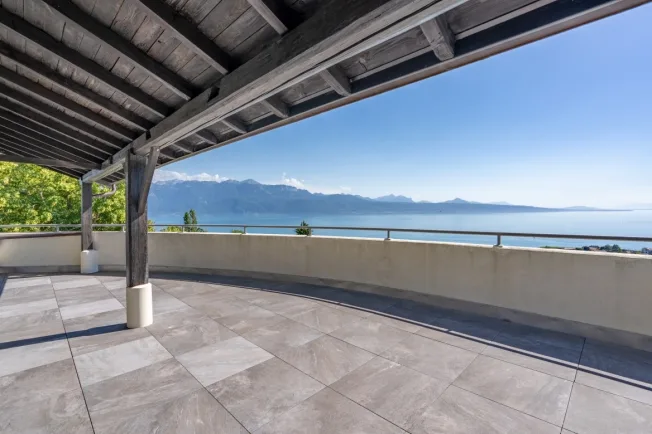 11 Zimmer Einfamilienhaus in Bourg-en-Lavaux – foto 7 di 13