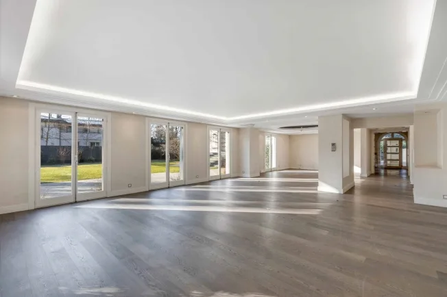 10 Zimmer Villa in Vésenaz – photo 3 sur 11