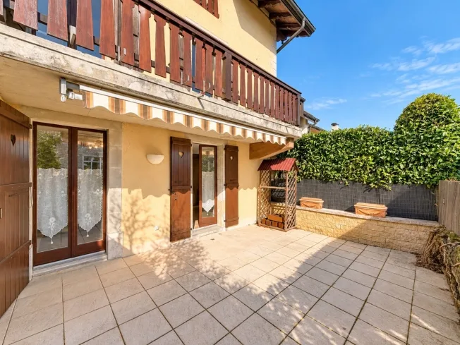 5.5 Zimmer Reihenfamilienhaus in Eysins – Foto 8 von 9