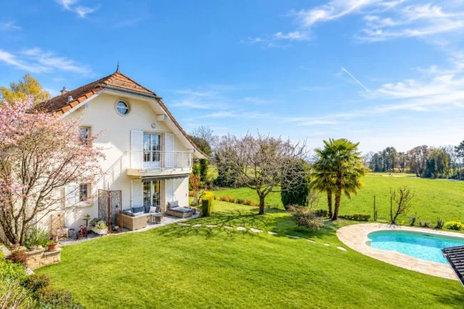 8.5 Zimmer Villa in Trélex – foto 5 di 11
