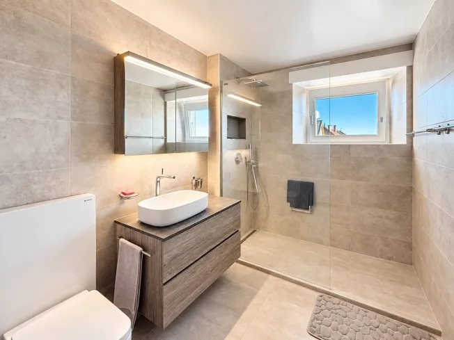 7.5 Zimmer Attikawohnung in La Rippe – photo 8 of 10