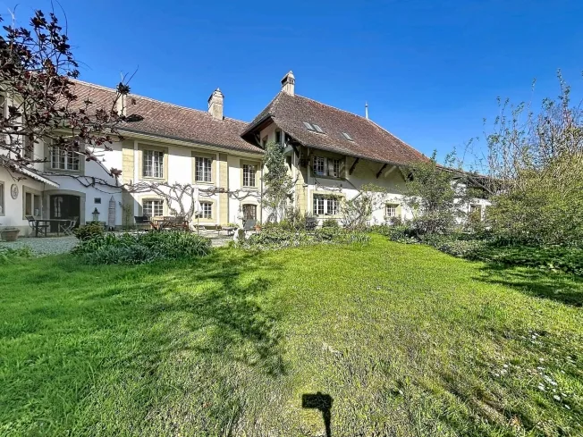 16 Zimmer Einfamilienhaus in Montagny-la-Ville – foto 3 di 13