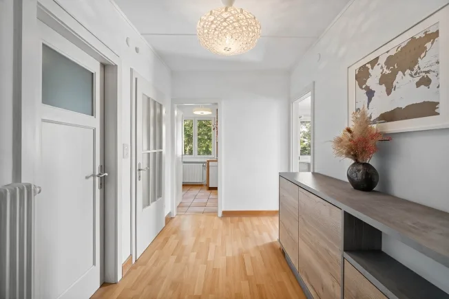 5 Zimmer Einfamilienhaus in St-Légier-La Chiésaz – photo 8 sur 18