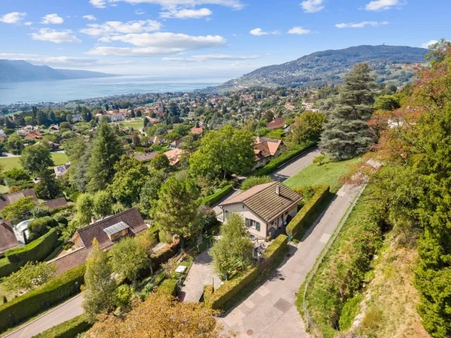 5 Zimmer Einfamilienhaus in St-Légier-La Chiésaz – photo 18 sur 18