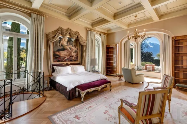 24 Zimmer Einfamilienhaus in Montreux – foto 8 di 13