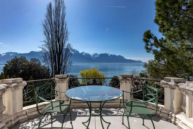 24 Zimmer Einfamilienhaus in Montreux – foto 10 di 13