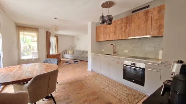 2.5 Zimmer Wohnung in Couvet – foto 4 di 13