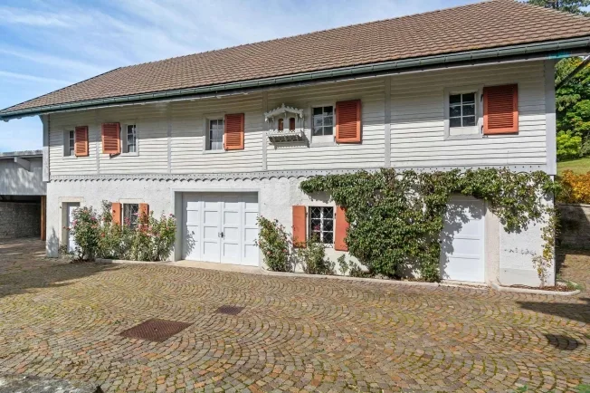 16.5 Zimmer Einfamilienhaus in La Chaux-de-Fonds – Foto 12 von 13