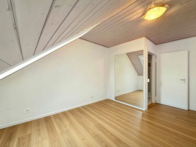 5 Zimmer Attikawohnung in La Chaux-de-Fonds – Foto 6 von 12