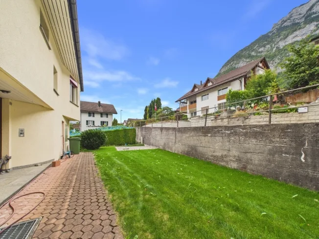 8 Zimmer Einfamilienhaus in Heiligkreuz (Mels) – foto 6 di 7
