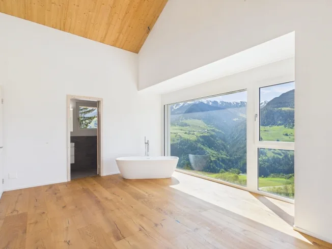 6 Zimmer Einfamilienhaus in Cumbel – Foto 8 von 8