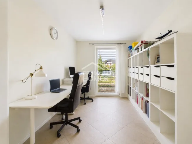 6.5 Zimmer Einfamilienhaus in Thielle – photo 8 sur 13