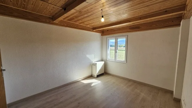 4.5 Zimmer Reihenfamilienhaus in Alle – Foto 7 von 13