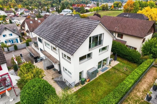 8.5 Zimmer Einfamilienhaus in Zunzgen – photo 3 of 20