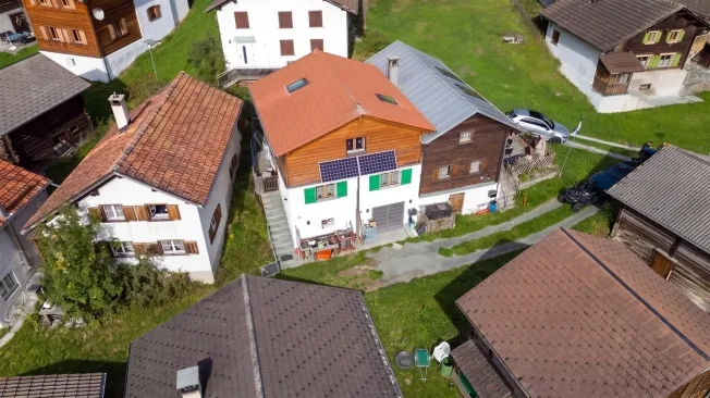 4 Zimmer Einfamilienhaus in Innerferrera – photo 5 of 9