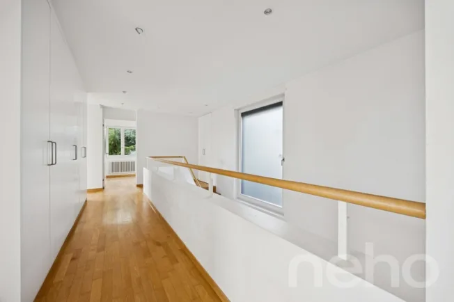 8.5 Zimmer Einfamilienhaus in Zürich – Foto 5 von 12