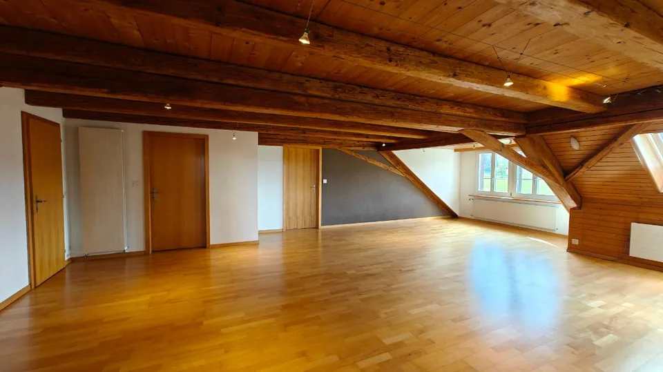 4.5 Zimmer Dachwohnung in Madetswil – Foto 4 von 10