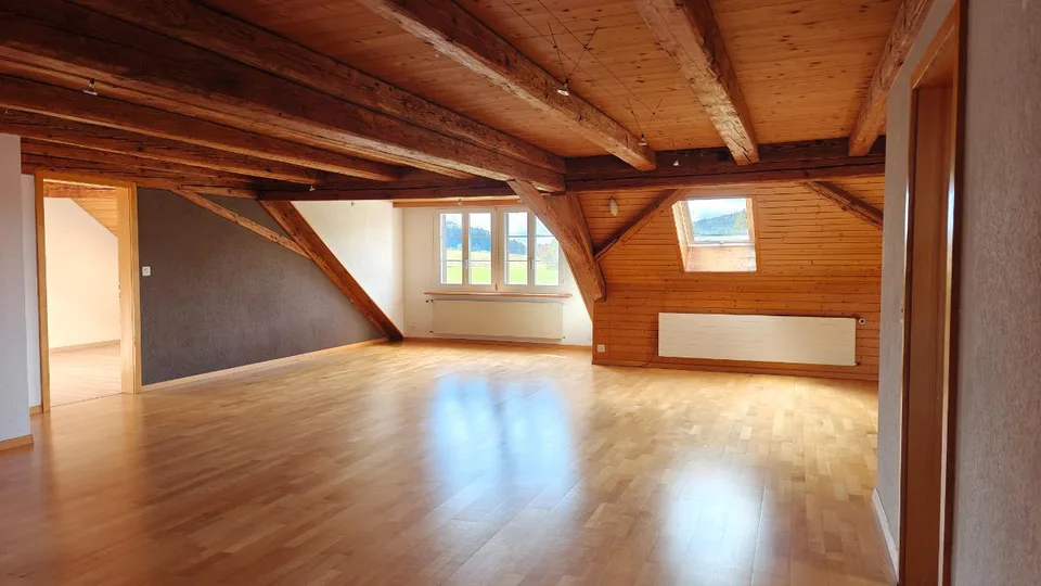 4.5 Zimmer Dachwohnung in Madetswil – Foto 3 von 10