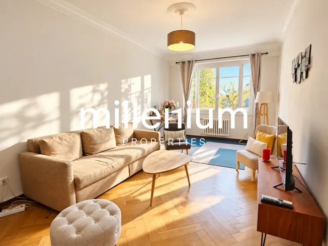 Magnifique Appartement meublé de 90 m2 rénové au Pâquis, proche du lac – Foto 1 von 5