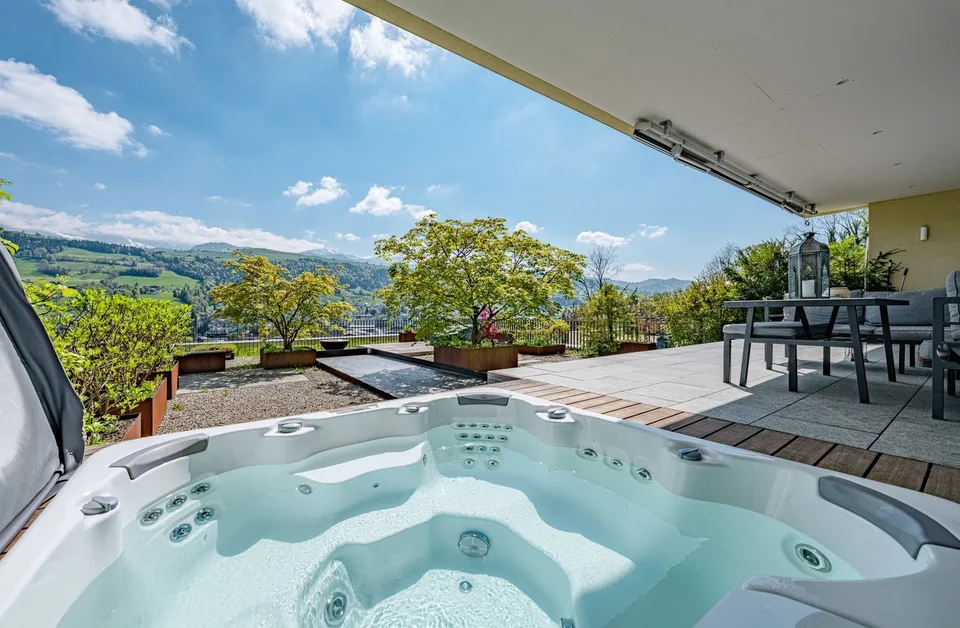 Appartamento con terrazza di stile con vista panoramica – foto 3 di 13