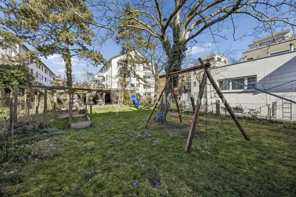 Gut erhaltene Doppelhaushälfte mit Garten – photo 6 sur 8