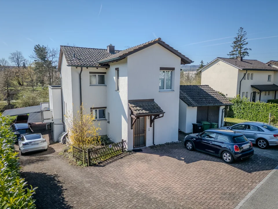 Willkommen zu Hause - Ihr neues Einfamilienhaus mit Einliegerwohnung in Dübendorf