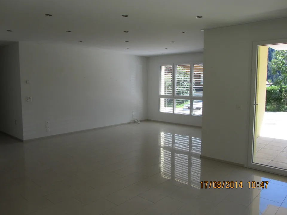 Sehr moderne 2.5 Zi.Wochn 78 m2 an sonniger und ruhiger Lage
