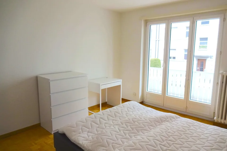 Möbliertes Zimmer an ruhiger Lage