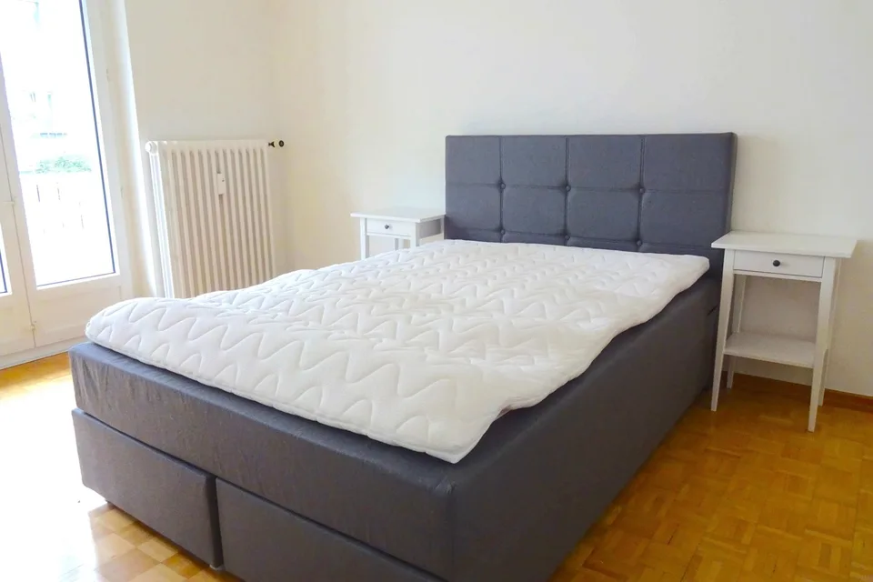 Möbliertes Zimmer an ruhiger Lage