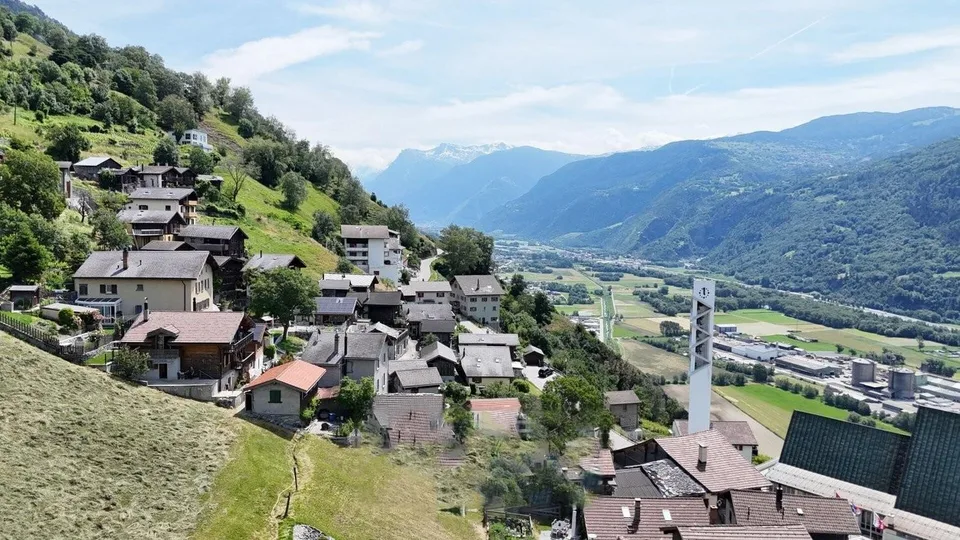 AUF DER SONNENSEITE DES RHONETAL 1. Wohnsitz, (Ferienhaus)