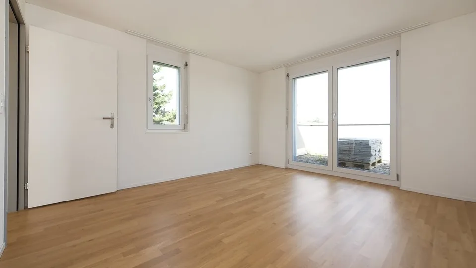 OTTIMO APPARTAMENTO 4.5 LOCALI CON DUE BALCONI IN AFFITTO – foto 6 di 14