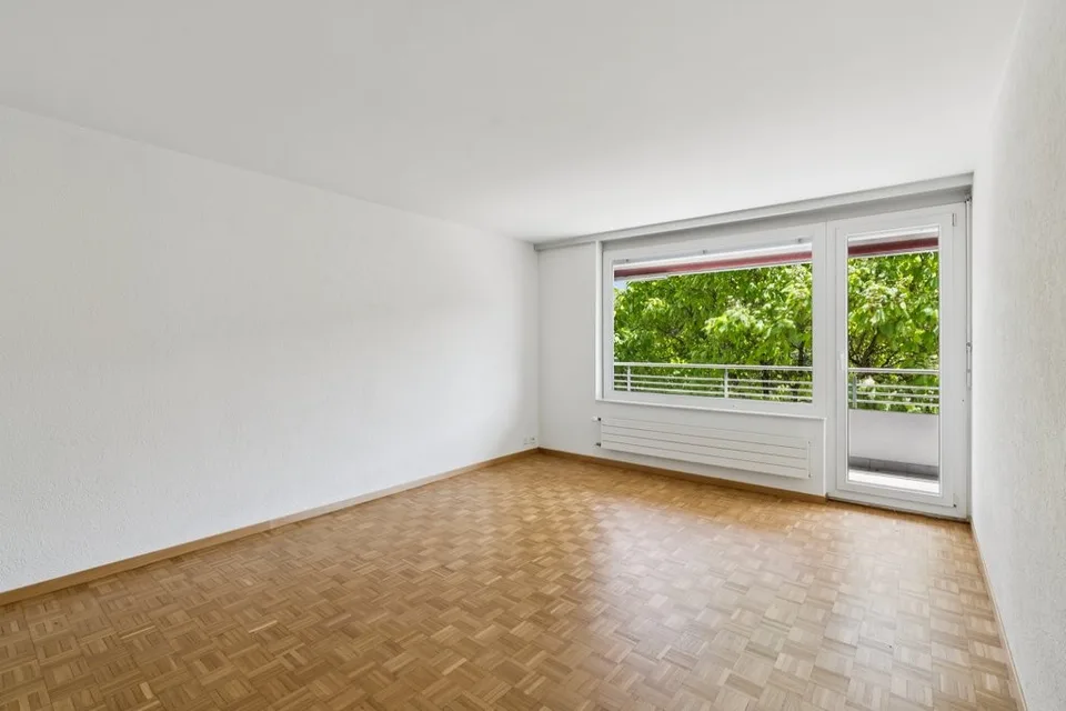 Schönes Apartment in der Nähe von Geschäften und Autobahnzufahrten