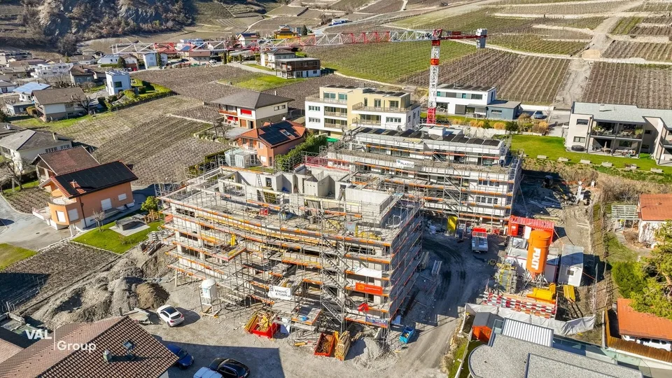 Hochwertige Neubauwohnung: Lichtdurchflutetes Wohnen mit Stil