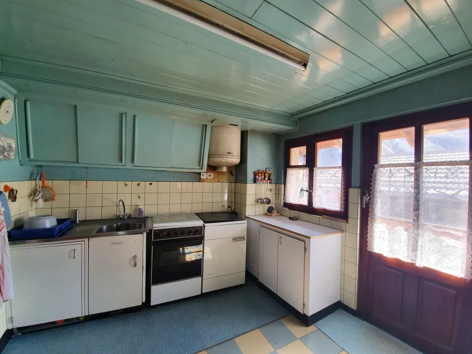 4 Z`Altbauwohnung im Herzen vom Wallis Ehringertal 2.OG bei Evolene – Foto 5 von 12