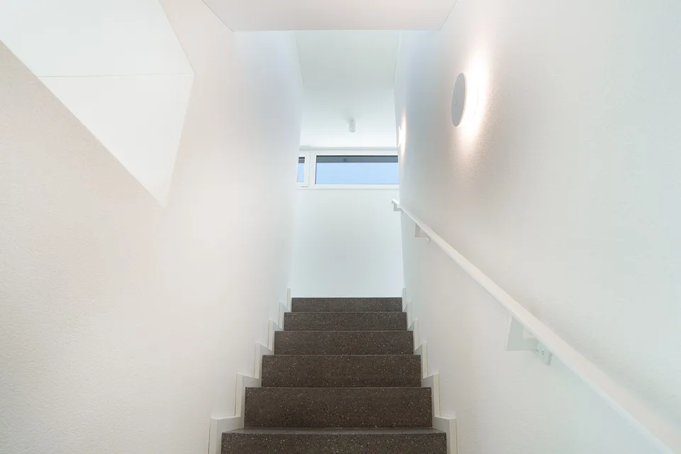 Exklusive 5.5-Zimmer-Attikawohnung mit Weitsicht – photo 8 of 15