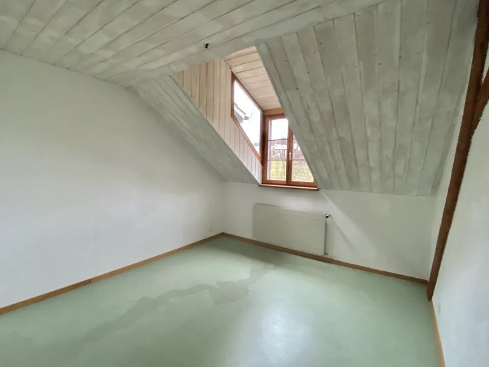 Sehr helle und grosszügige 5 Zimmer Dachwohnung – foto 6 di 22