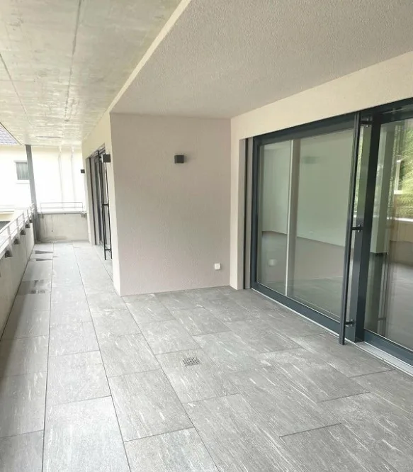 Grosszügige und helle 4.5 Zimmer Wohnung mit Balkon