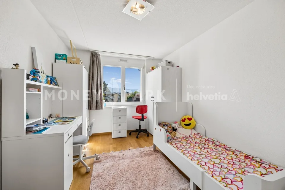Bello appartamento di 5.5 locali vicino alla stazione – foto 7 di 12