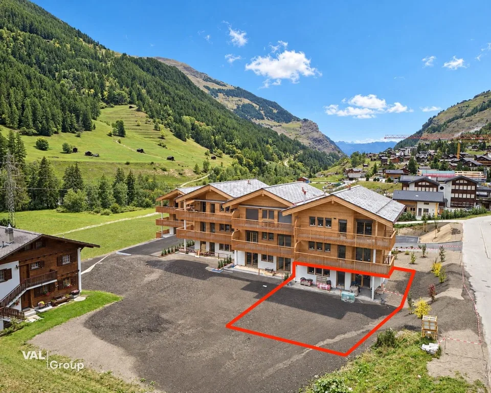 Facing the Dent Blanche, a bright 4.5-room apartment extended by a pleasant outdoor space – photo 12 of 34