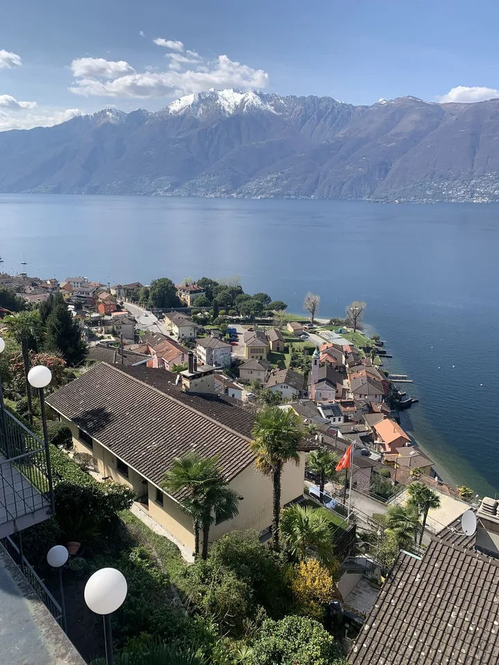 Mediterrane Ferienwohnung mit Seeblick und Aussenpool – Foto 33 von 33