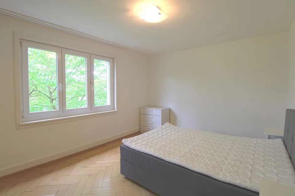 Möbliertes WG-Zimmer in Zürich Seebach