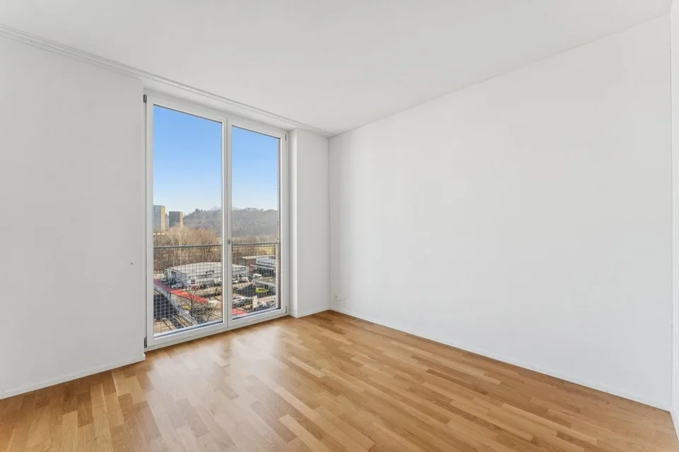Lichtdurchflutete 4.5-Zimmerwohnung im 2. Obergeschoss – Foto 6 von 12