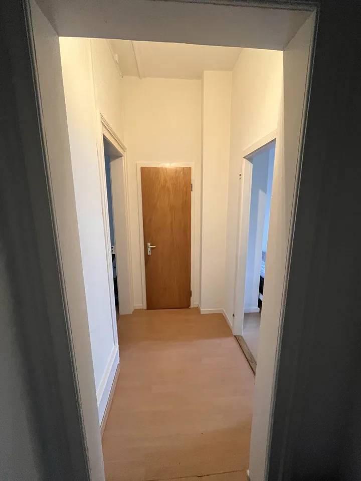 Sunny 2-Room Apartment with Balcony in Basel – Brombacherstrasse