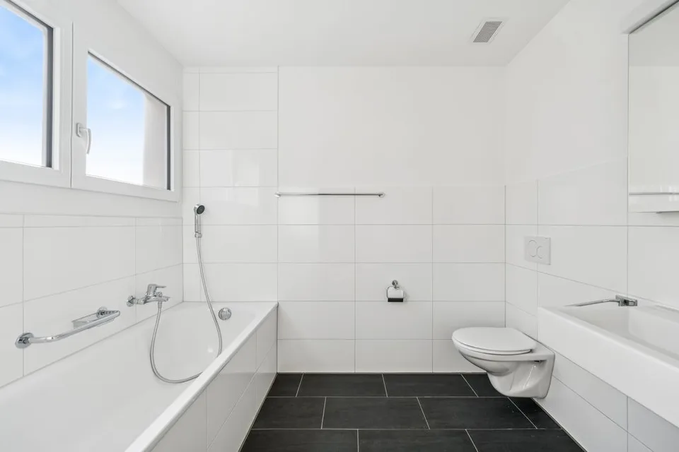 Moderne Attika Wohnung mit Aussicht ins Grüne