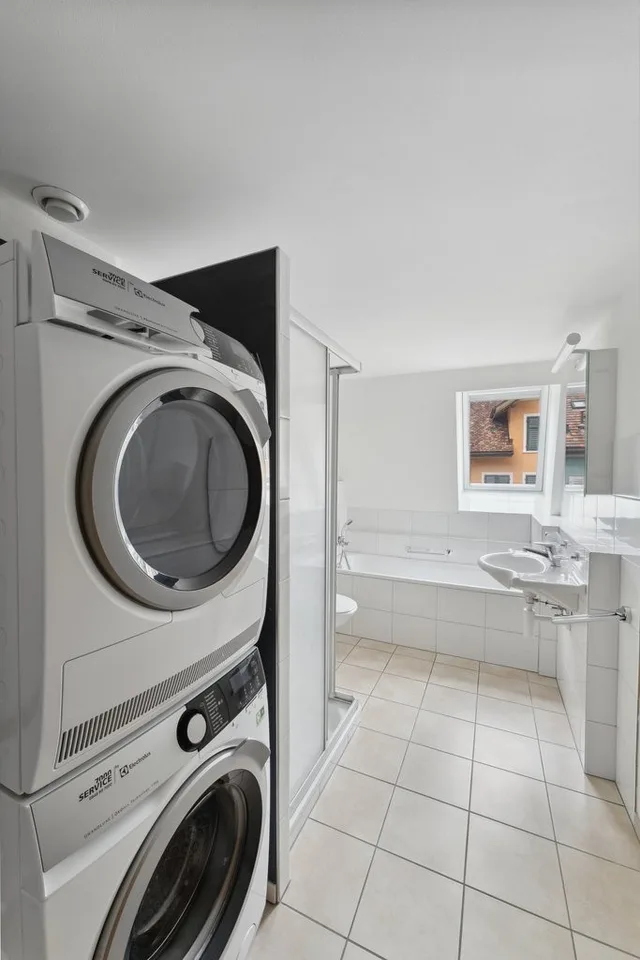 SUPERBE APPARTEMENT 3.5 PIÈCES AVEC BALCON À LOUER – photo 7 sur 7