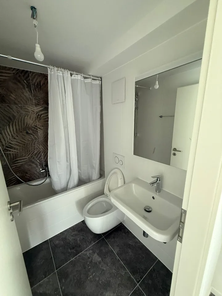 Appartement de 4,5 pièces au 1ère étage - 2117 La côte-aux-Fées
