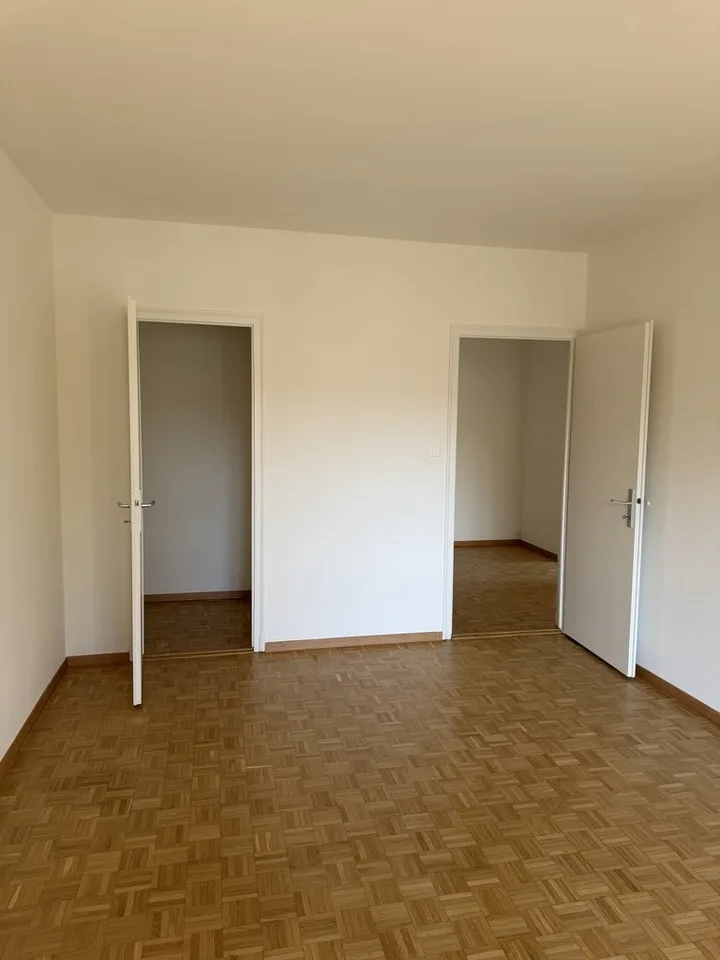 Zweizimmerwohnung in der Nähe des Palais de Beaulieu – Foto 6 von 8