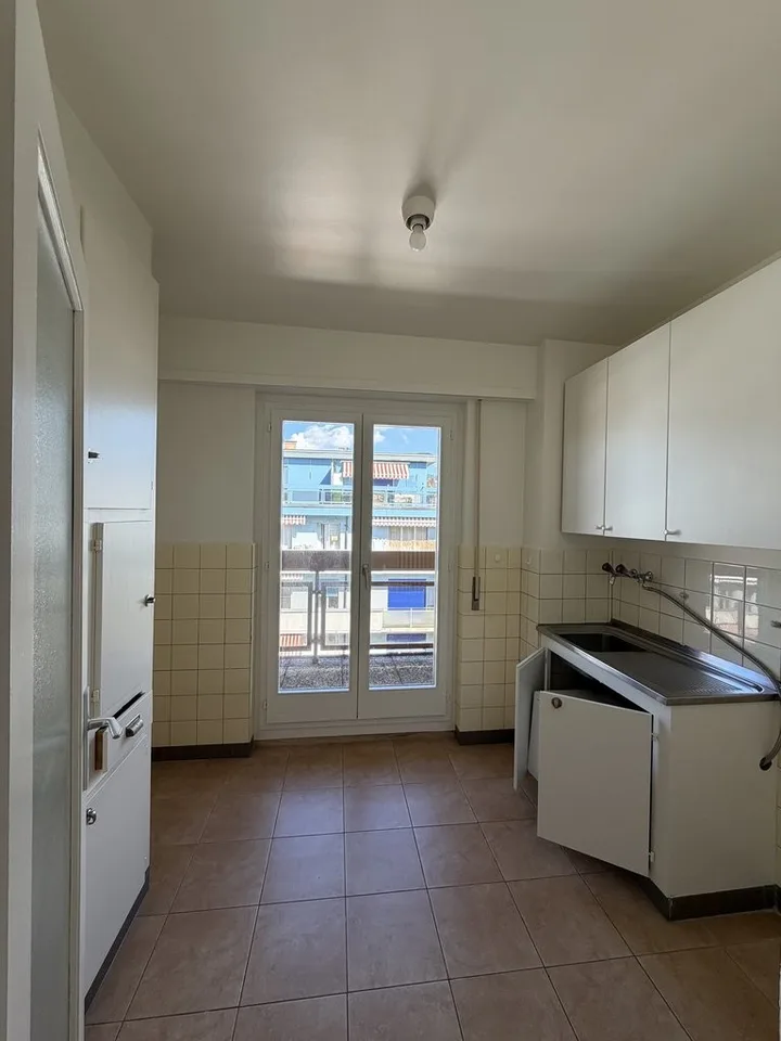 Zweizimmerwohnung in der Nähe des Palais de Beaulieu – Foto 4 von 8