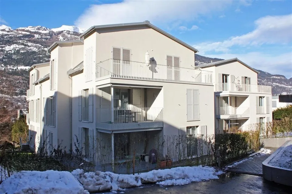 Moderne 3.5 Zimmer-Wohnung an ruhiger Lage